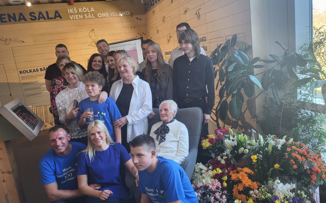 22.martā Lībiešu saieta namā satikās Zvirgzdiņu dzimta